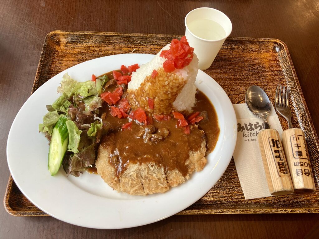 噴火カツカレー