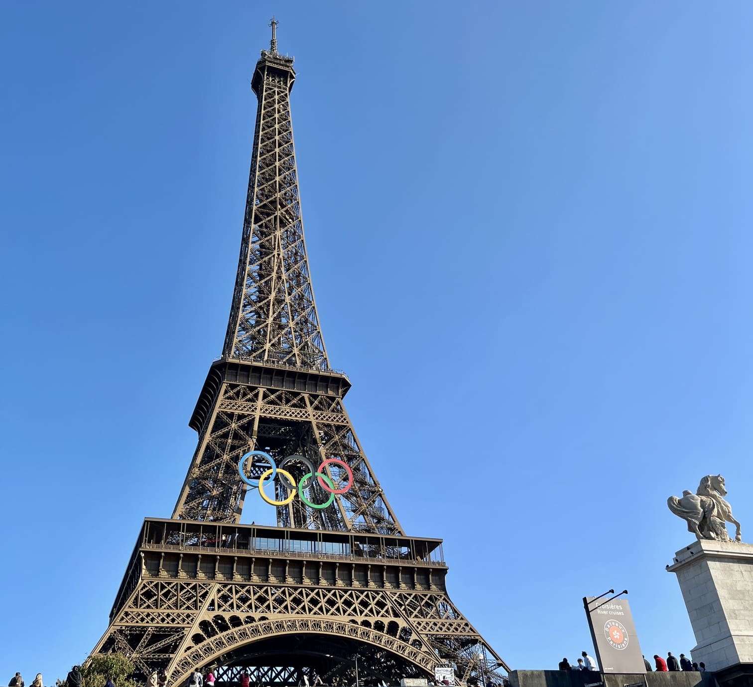 エッフェル塔　パリ　フランス