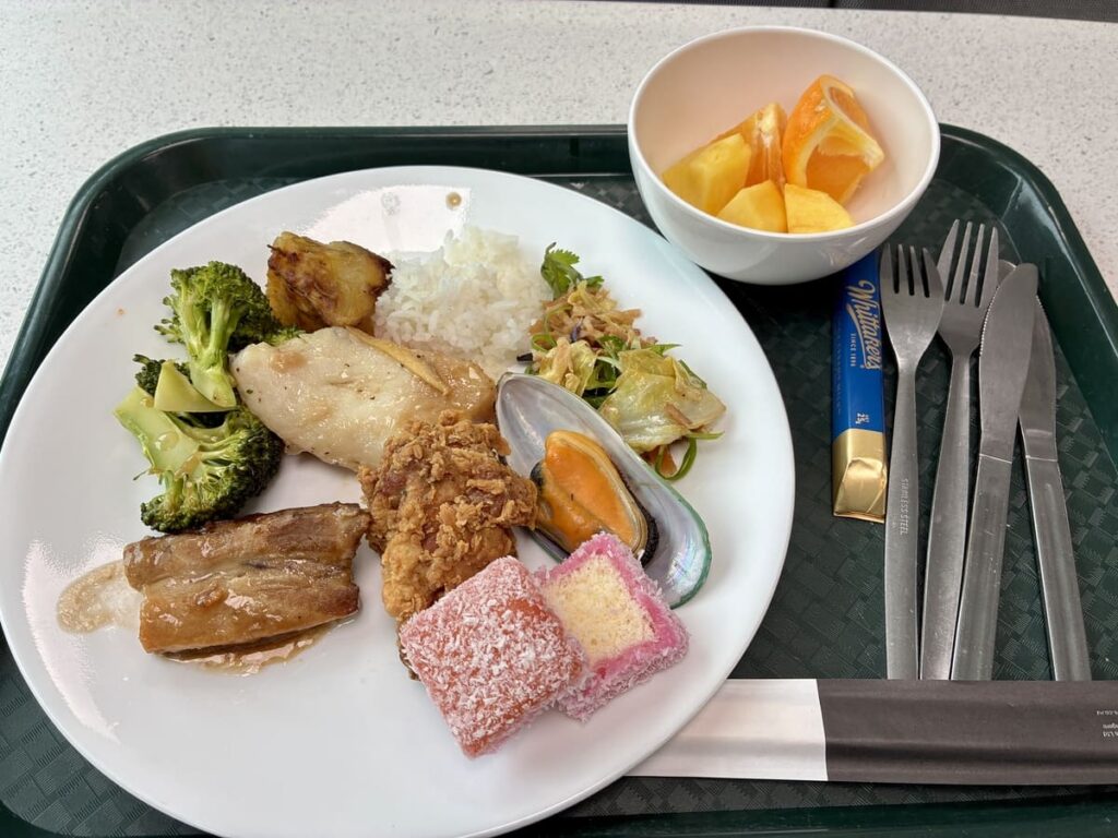 ミルフォード・サウンド To Kai Buffet